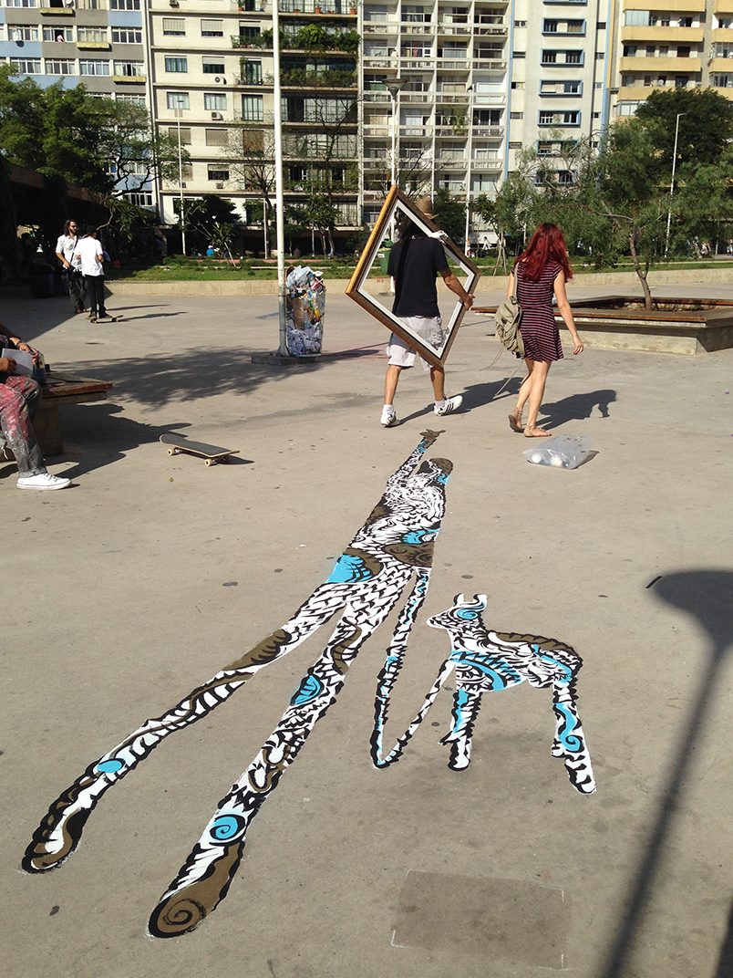 São Paulo foi tomada por uma exposição de grafite com mais de 90 pinturas na praça Roosevelt.