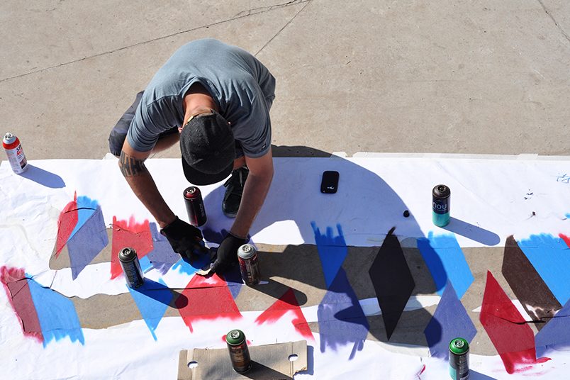 São Paulo foi tomada por uma exposição de grafite com mais de 90 pinturas na praça Roosevelt.