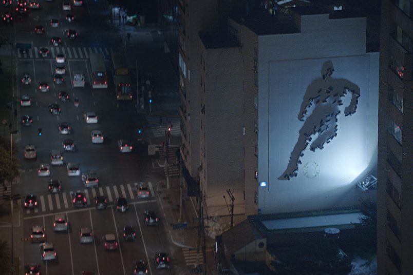 O artista Eduardo Srur prestou consultoria na maior intervenção urbana Shadow Art do mundo.