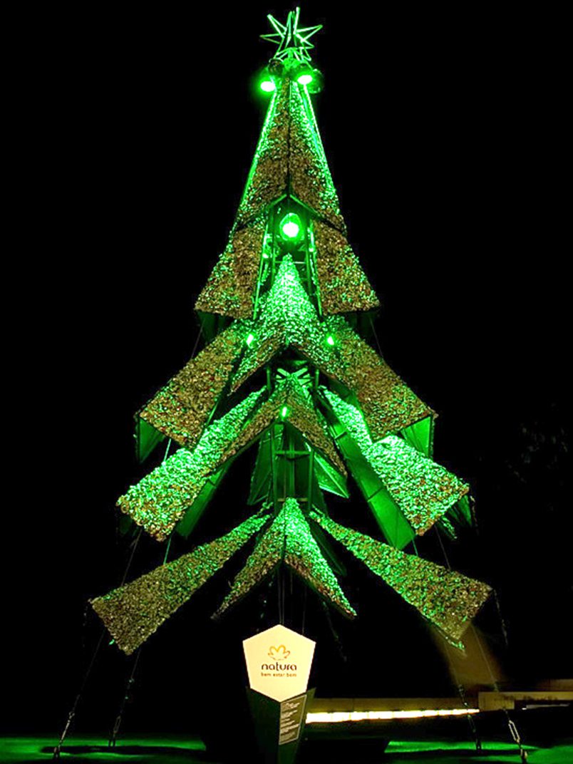 Christmas trees created and developed with recyclable materials were 12 meters high.